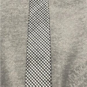 Penguin Men’s 100% Silk Tie – Handmade Gingham Pattern – Elegant Neckwear